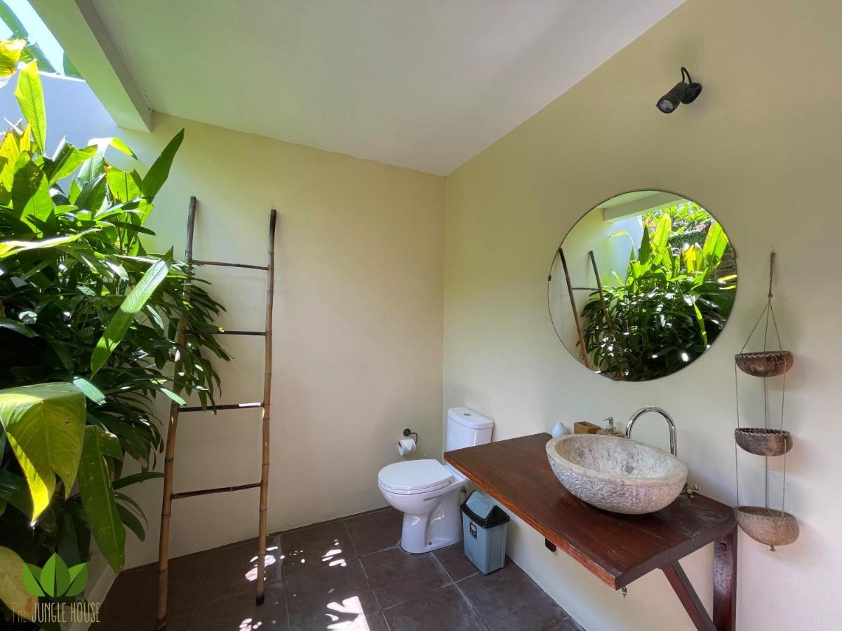 The Jungle House Vandrerhjem Canggu Eksteriør bilde